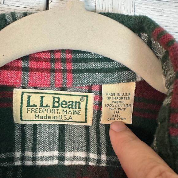 LL Bean Womens vintage made in the USA plaid button up shirt Gorpcore outdoor - Picture 4 of 8